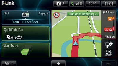 GPS showing the navigation from the Carminant TomTom system
