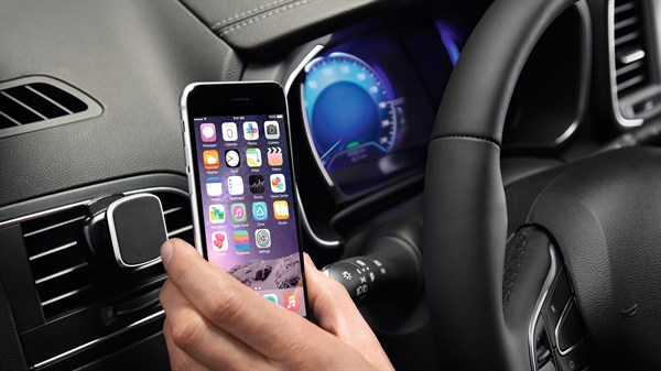 All-New RENAULT DUSTER Portable Smartphone Holder
