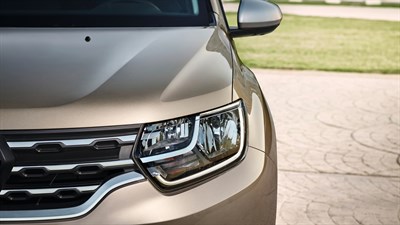 All-New Renault Duster C Shape Front Led Lighting Signature