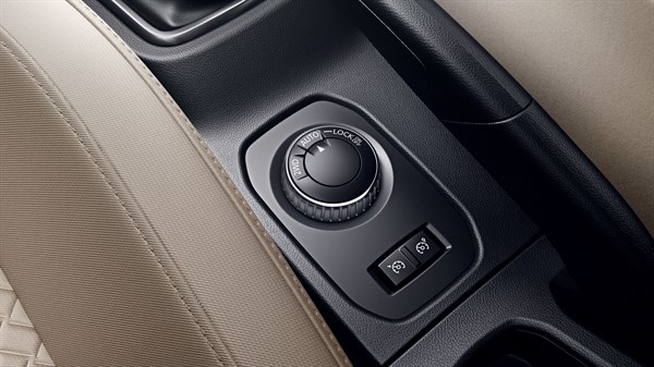 Button having 3 driving mode options such as 4X2, 4X4, or Auto on All-New Renault Duster
