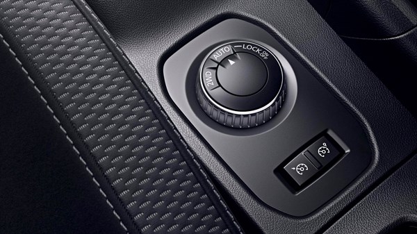 Button having 3 driving mode options such as 4X2, 4X4, or Auto on Renault Duster
