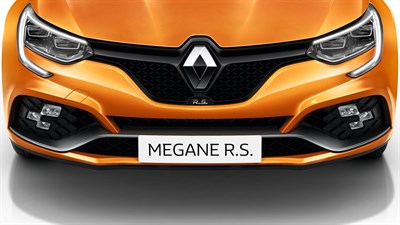 Renault MEGANE R.S. front bumper view