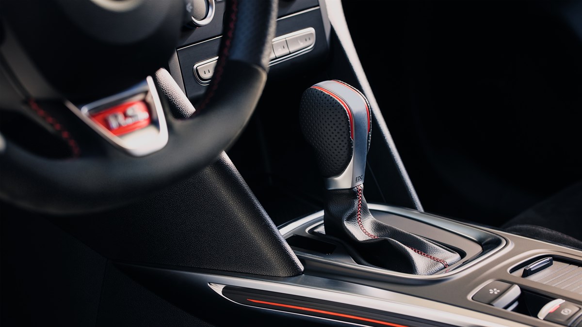 Renault MEGANE R.S. EDC automatic gearbox design