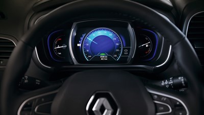 New Renault KOLEOS steering wheel and dashboard