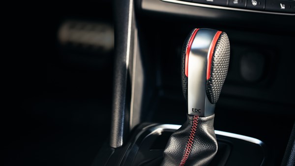 Renault MEGANE R.S. - focus on automatic gearbox