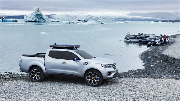 Renault ALASKAN Concept Car Design