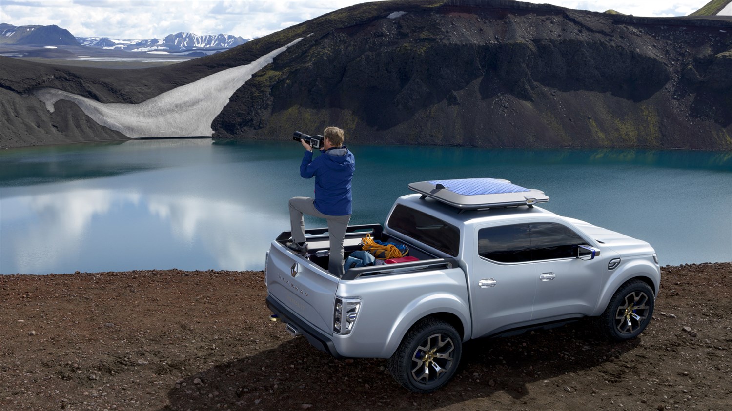 Renault ALASKAN Concept Car Exterior