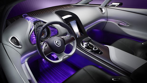 Renault INITIALE PARIS concept car dashboard