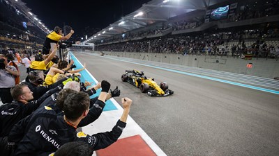 Renault participation in Motor racing from a crowd view