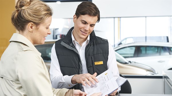 Renault commitment to customer"
